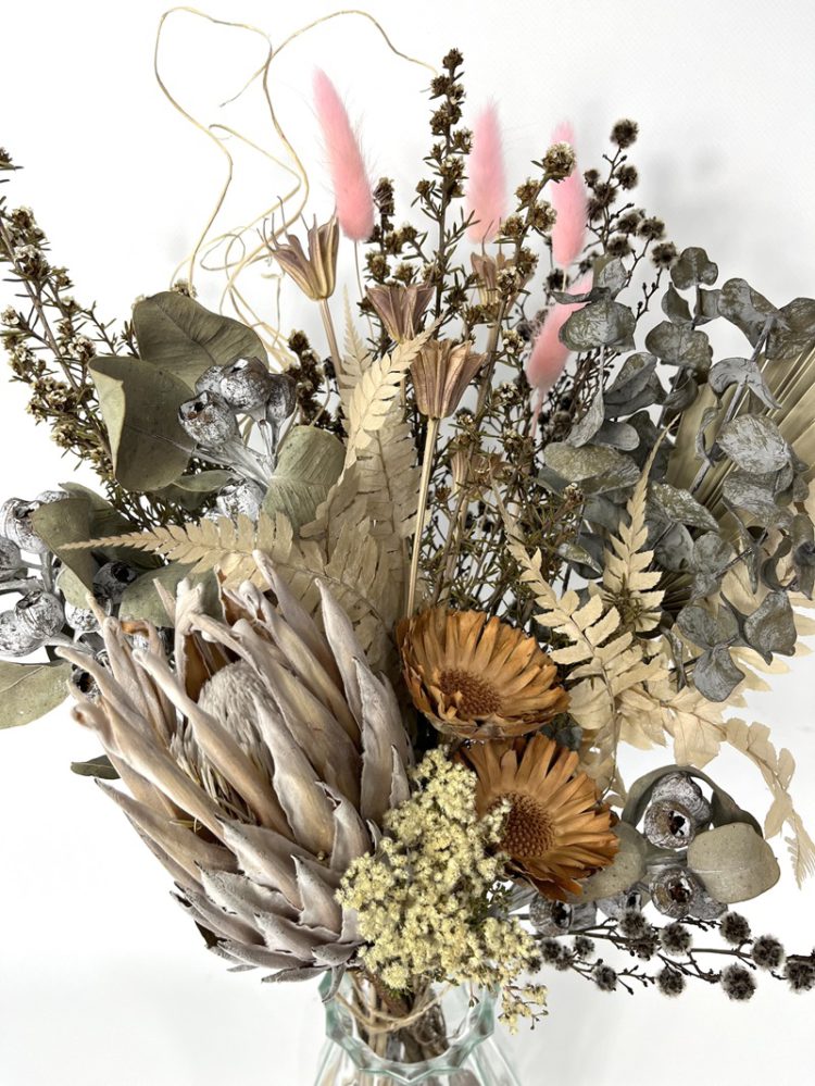 Dried Bouquet - Vintage Rose - Image 4